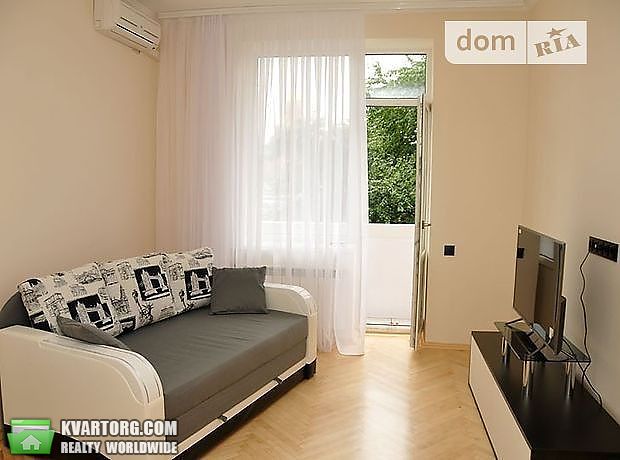 Rent out 1-room apartment. Киев,  Липковского — photo 1