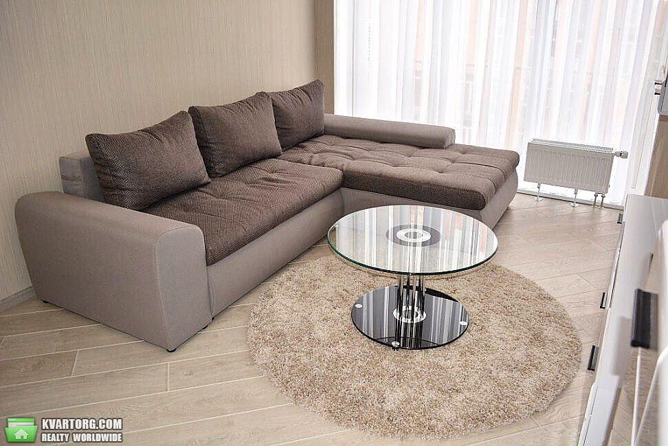 Rent out 2-room apartment. Киев, регенераторная — photo 3