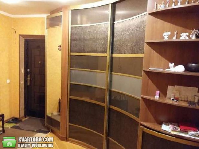 Sell 3-room apartment. Киев,  Автозаводская — photo 2