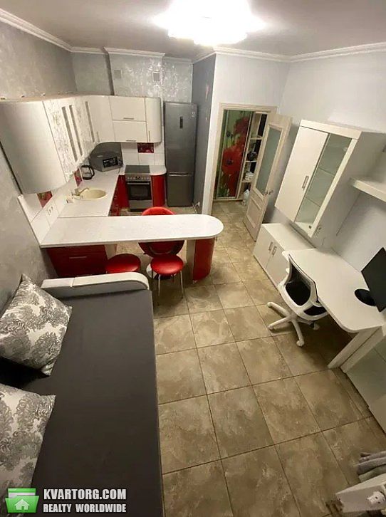 Rent out 2-room apartment. Киев, Лобановского проспект — photo 1