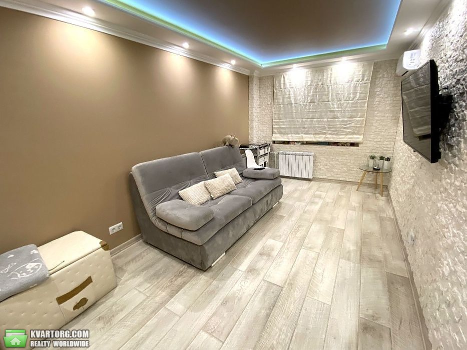 Sell 3-room apartment. Киев,  Радужная — photo 4