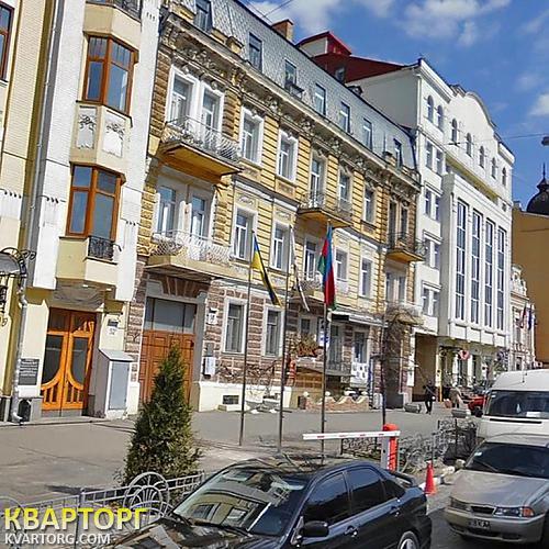 Sell shop. Киев,  Богдана Хмельницкого — photo 1