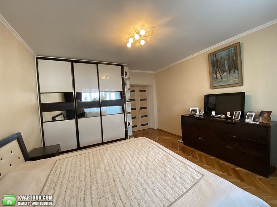Sell 3-room apartment. Киев,  Челябинская — photo 8