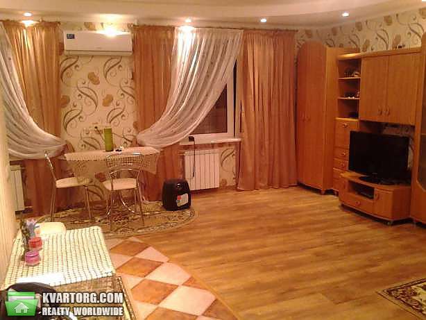 Rent out 1-room apartment. Киев,  Владимирская — photo 3