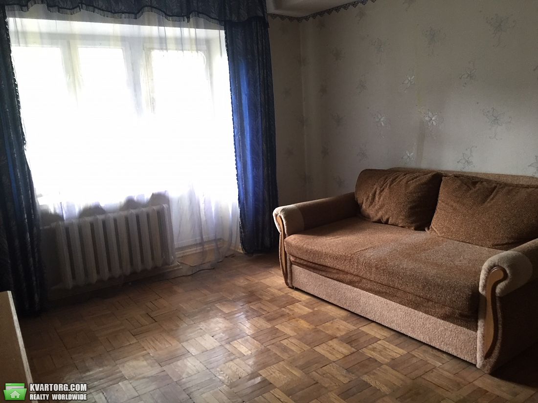 Rent out 3-room apartment. Киев,  Большая Васильковская — photo 1