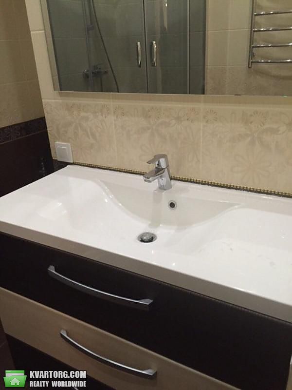 Rent out 2-room apartment. Киев,  Лебедева-Кумача — photo 7