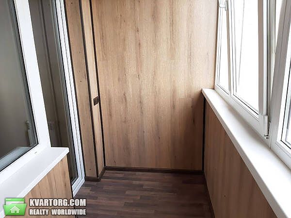 Sell 3-room apartment. Киев,  Лятошинского — photo 8