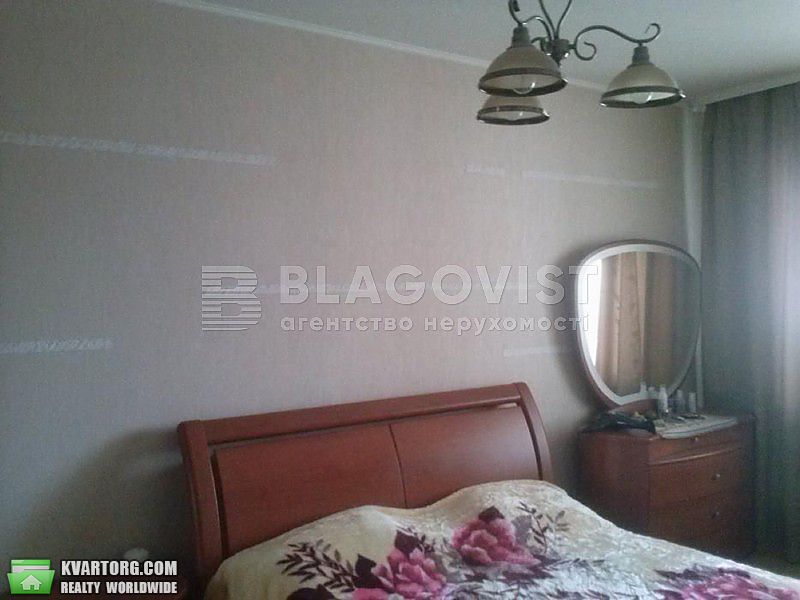 Sell 3-room apartment. Киев,  Урловская — photo 7