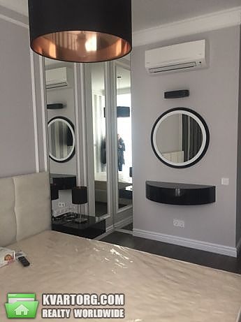 Rent out 2-room apartment. Киев,  Филатова — photo 1