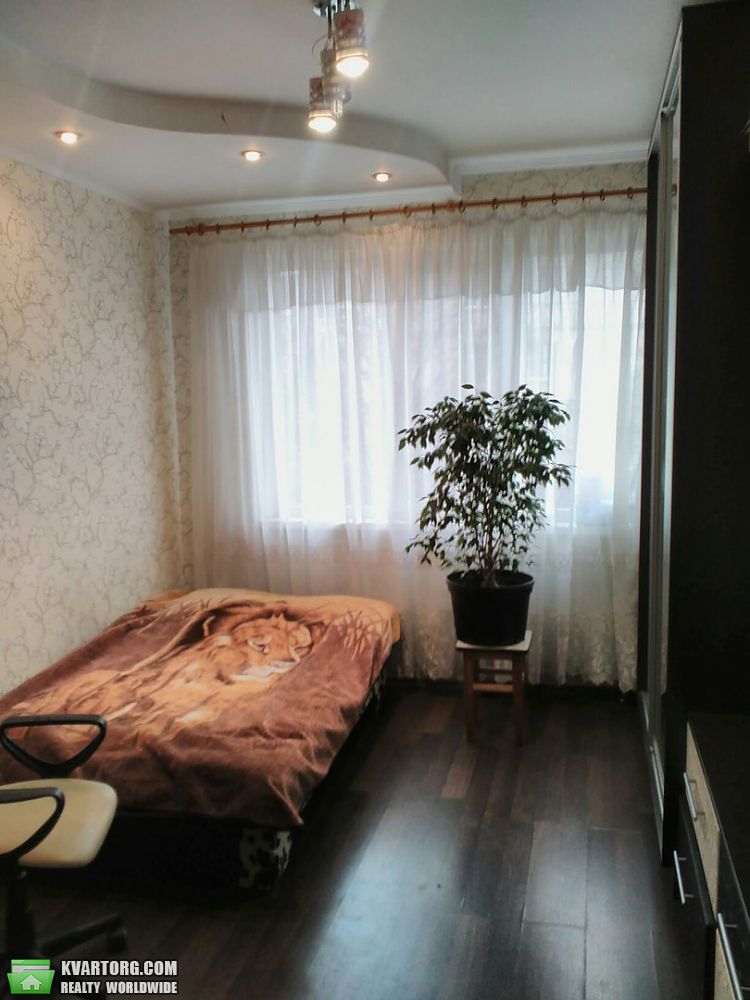 Sell 3-room apartment. Киев,  Автозаводская — photo 9