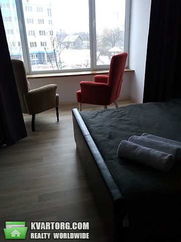 Rent out 1-room apartment. Киев, Демевская — photo 1