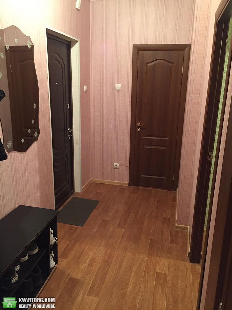 Rent out 1-room apartment. Киев,  Чавдар — photo 4