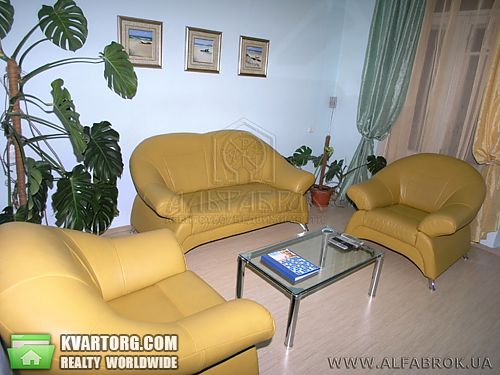 Sell 3-room apartment. Киев, Михайловский пер. — photo 8