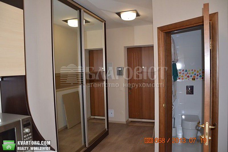 Rent out 2-room apartment. Киев,  Днепровская наб — photo 4