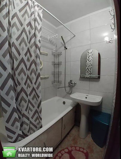 Rent out 2-room apartment. Киев,  Энтузиастов — photo 7