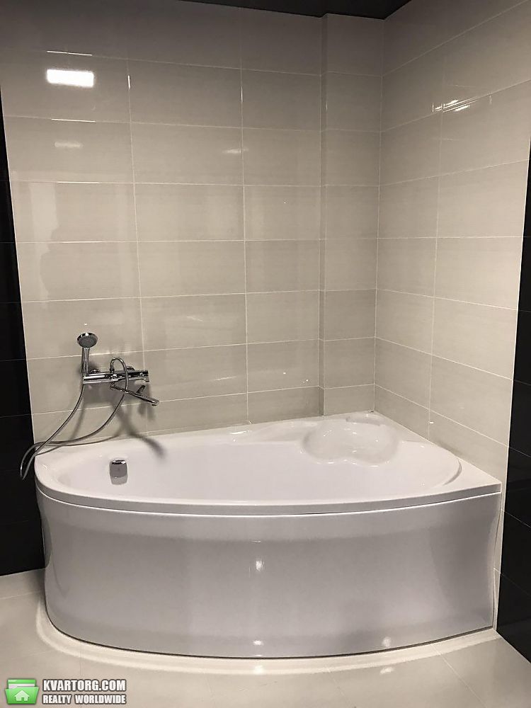 Rent out 2-room apartment. Киев,  Островского — photo 7