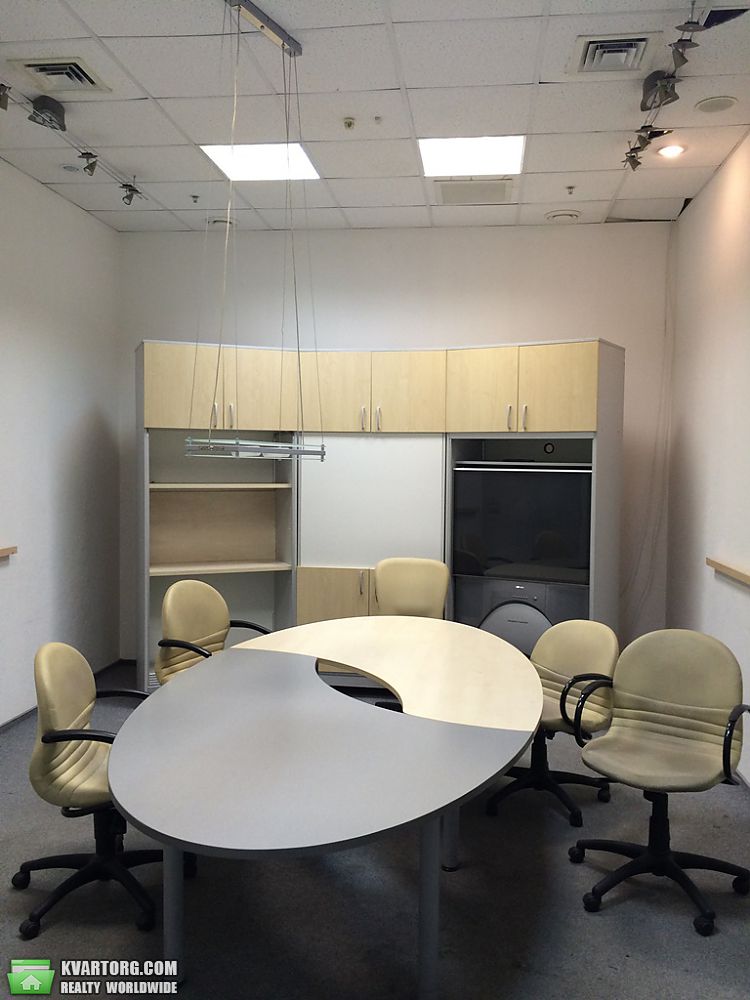 Rent out office. Киев, Крещатик — photo 1