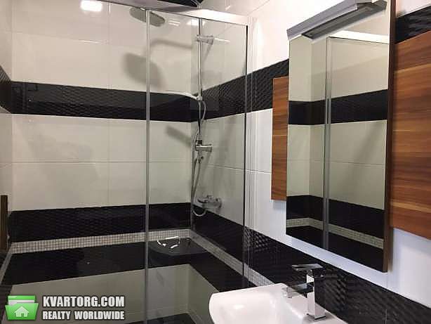 Rent out 2-room apartment. Киев,  Шамрыло — photo 3