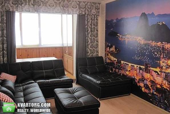 Sell 3-room apartment. Киев,  Радунская — photo 1