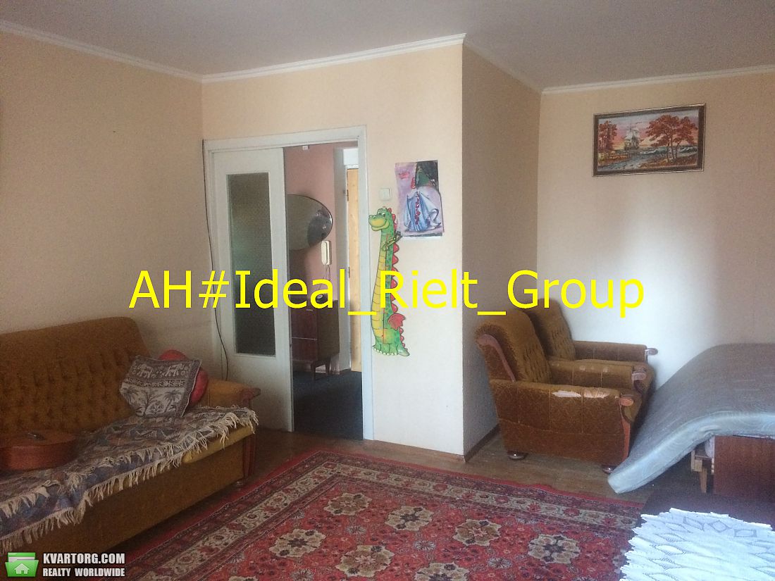 Sell 1-room apartment. Киев,  Автозаводская — photo 1