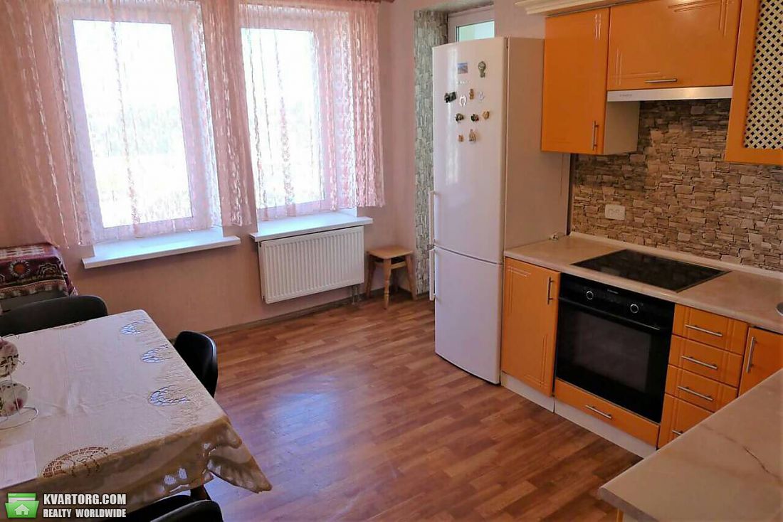 Rent out 1-room apartment. Киев,  Ломоносова — photo 2