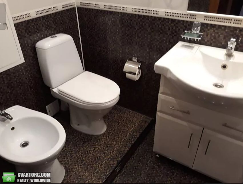 Rent out 2-room apartment. Киев, Раисы Окипной — photo 7