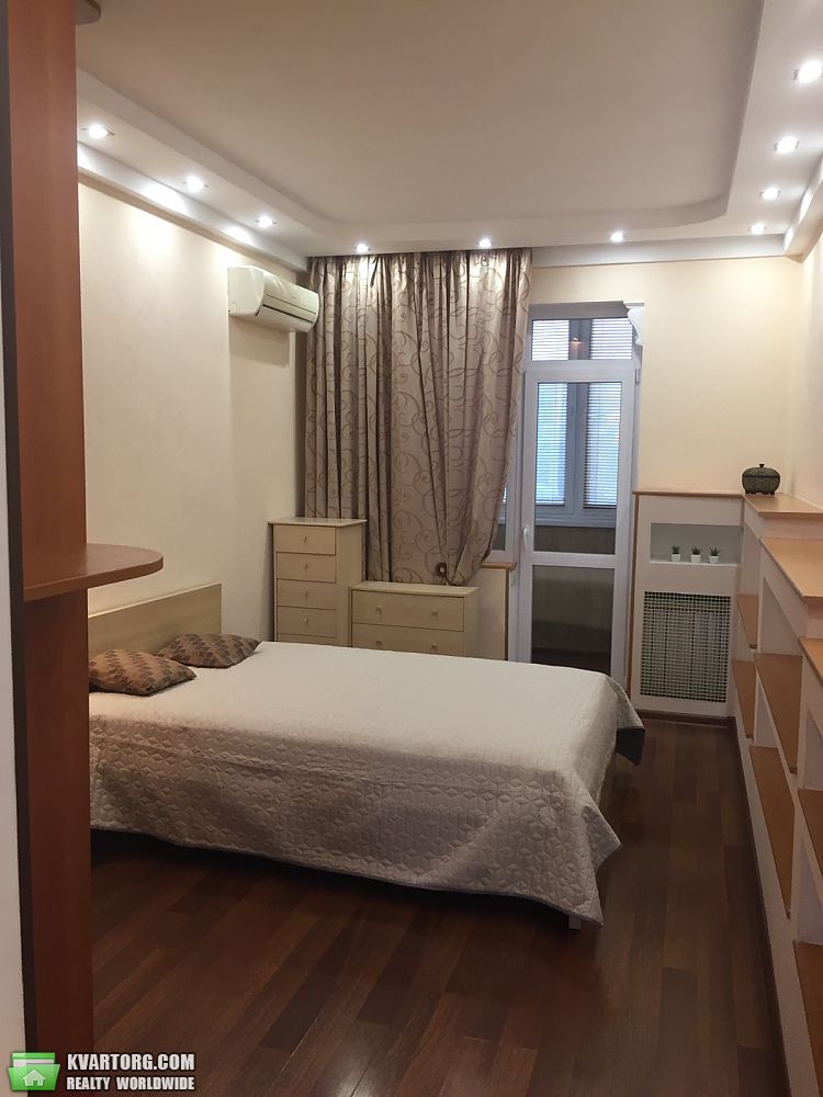 Rent out 2-room apartment. Киев,  Дружбы Народов бул — photo 5