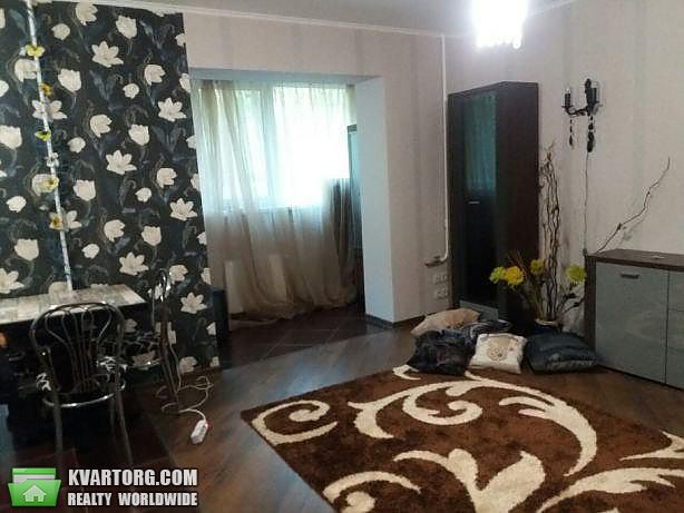 Rent out 1-room apartment. Киев,  Демиевская — photo 1