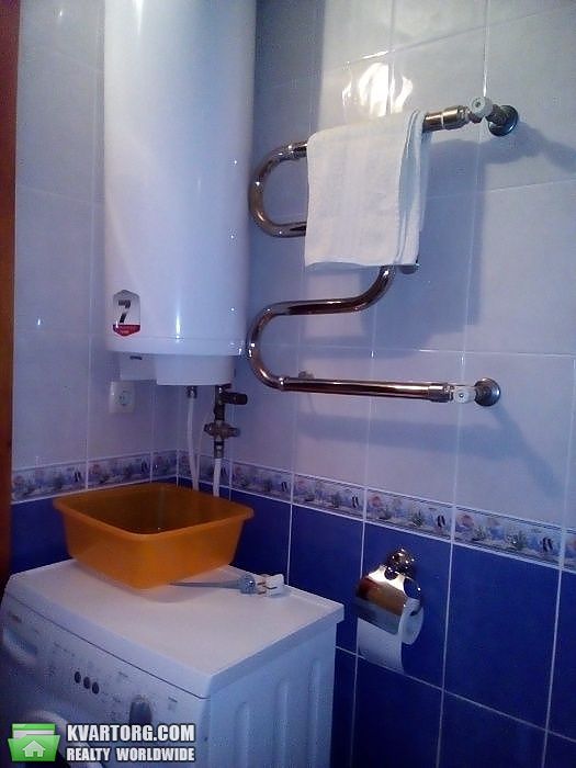 Rent out 2-room apartment. Киев,  Леси Украинки бул — photo 10