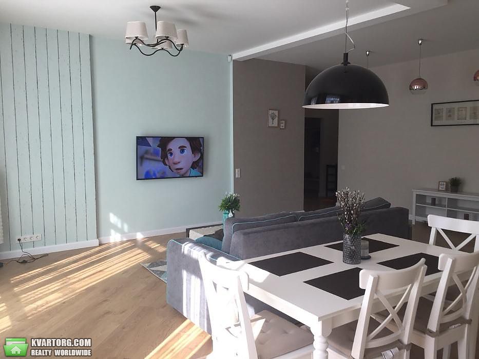 Rent out 3-room apartment. Киев, дегтярная — photo 2