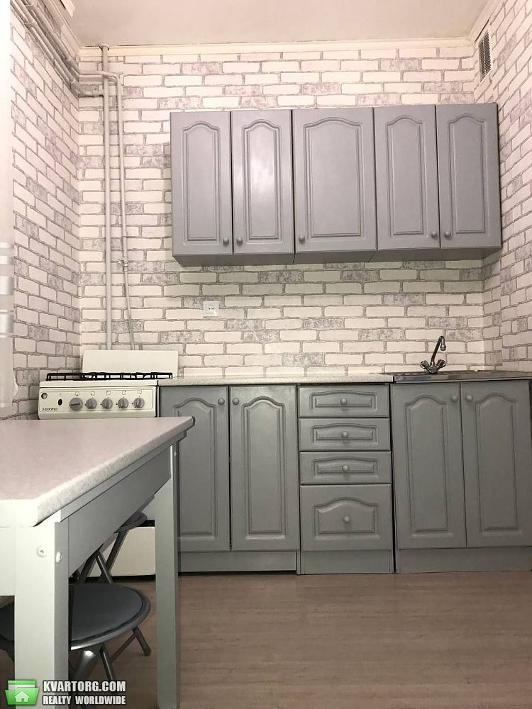 Rent out 1-room apartment. Киев, Л.Руденко — photo 8