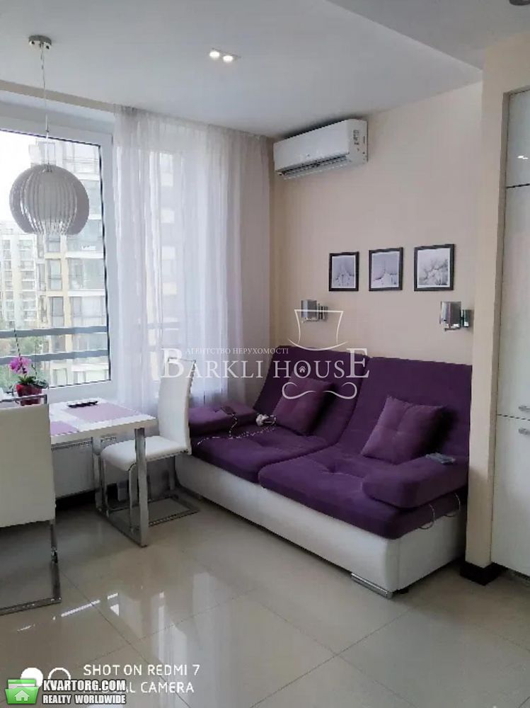 Rent out 3-room apartment. Киев,  Петрицкого — photo 4