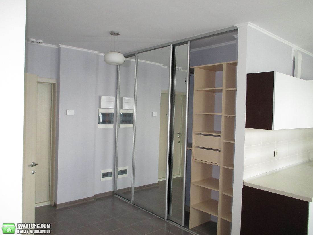 Rent out 1-room apartment. Киев,  Вышгородская — photo 7