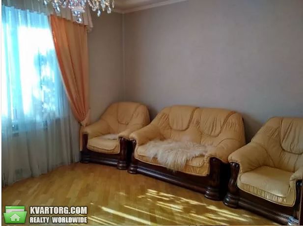 Rent out 3-room apartment. Киев,  Мельникова — photo 2
