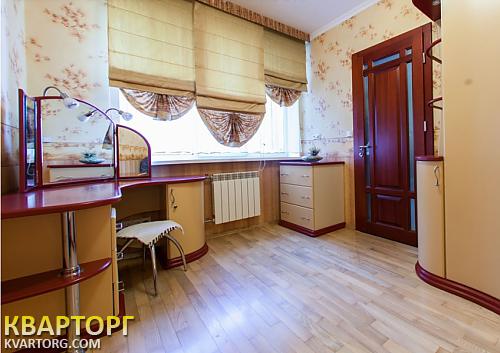 Rent out 3-room apartment. Киев,  Межигорская — photo 8