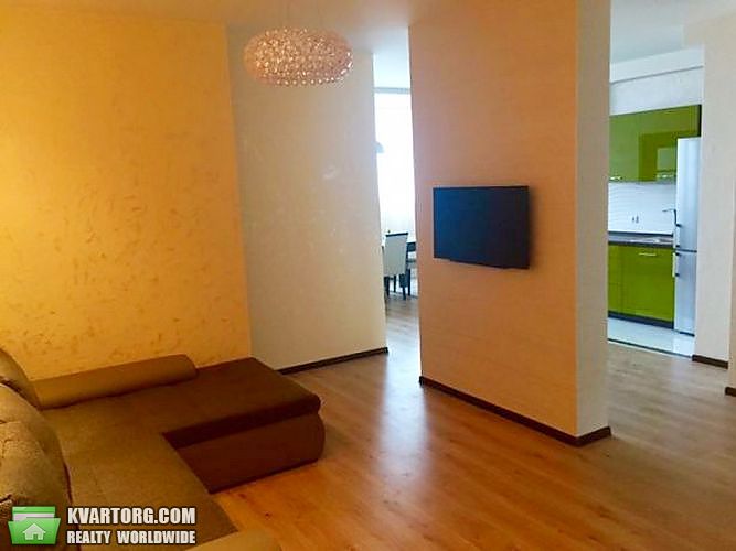Rent out 2-room apartment. Киев,  Богдановская — photo 7