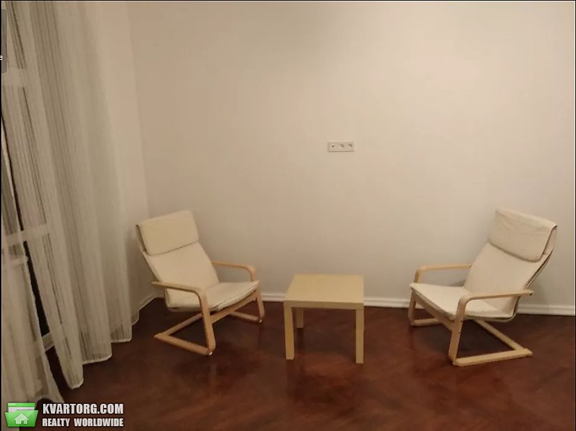 Rent out 1-room apartment. Киев,  Мартиросяна — photo 3