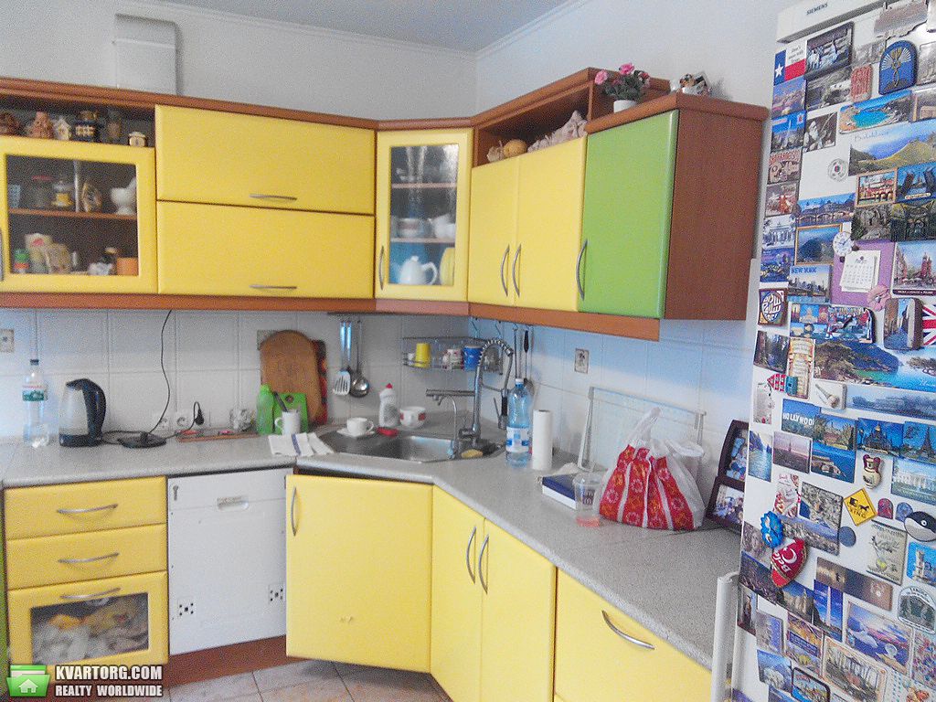 Rent out 3-room apartment. Киев,  Гмыри — photo 2