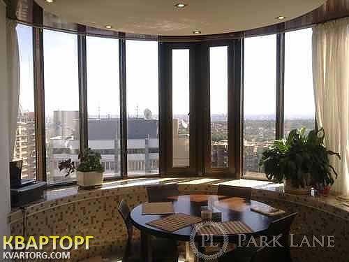 Sell 2-room apartment. Киев,  Старонаводницкая — photo 1
