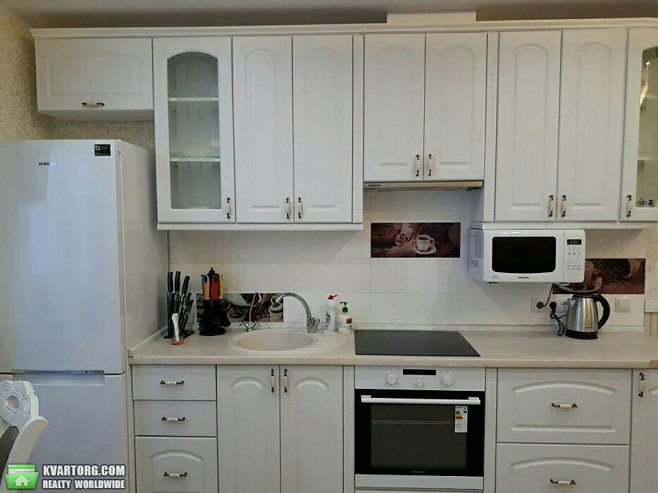 Rent out 2-room apartment. Киев,  Глушкова пр — photo 8