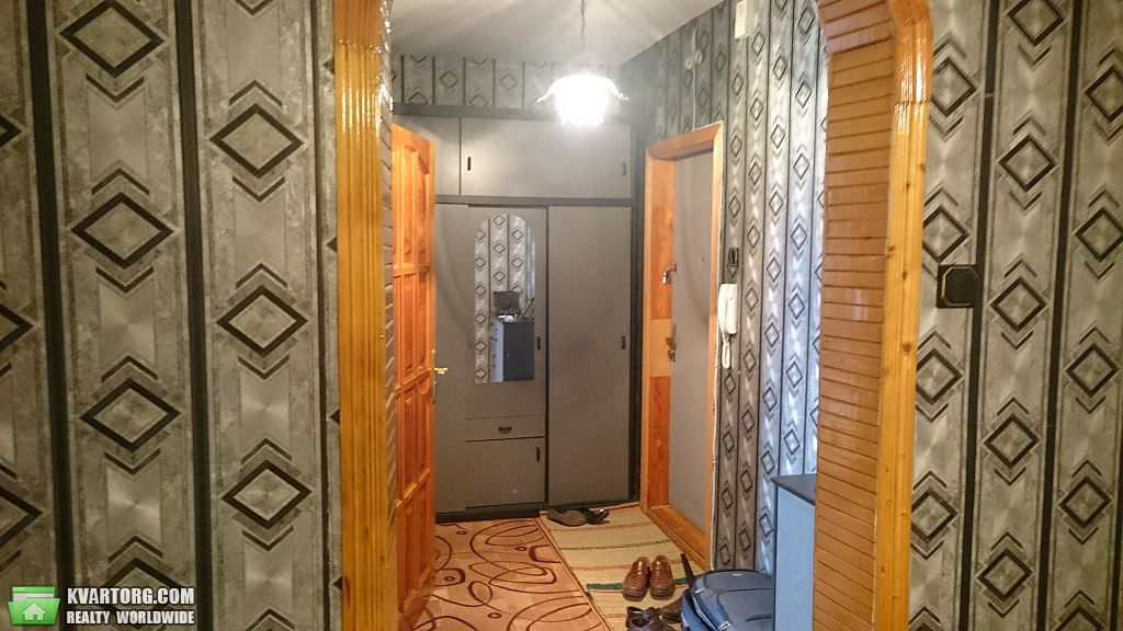 Rent out 2-room apartment. Киев,  Лаврухина — photo 2