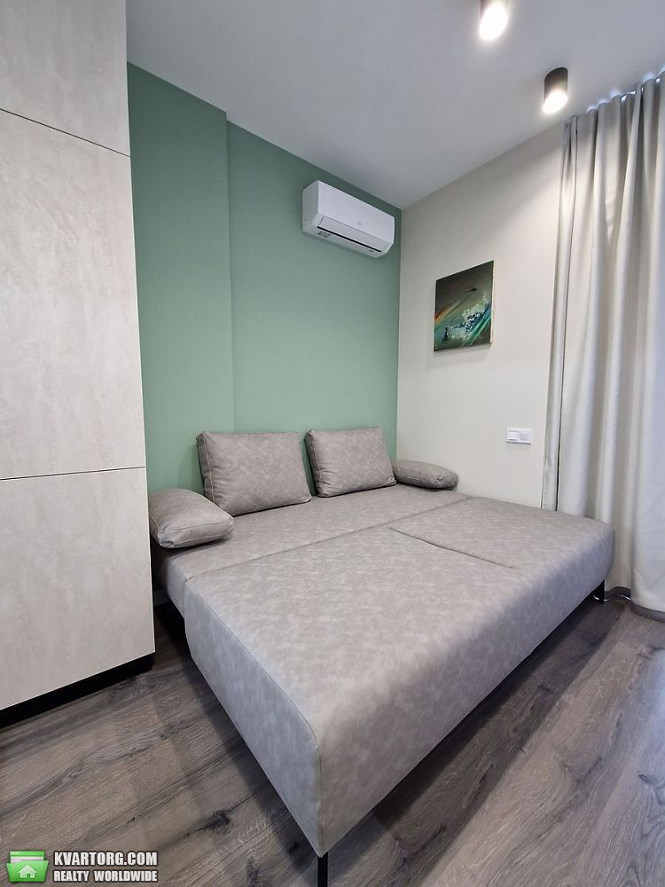 Rent out 1-room apartment. Киев, Любомира Гузара — photo 9