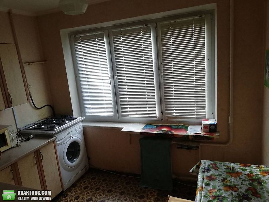 Sell 2-room apartment. Киев,  Радунская — photo 1