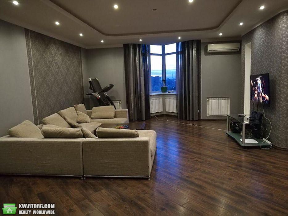 Rent out 3-room apartment. Киев, Коновальца — photo 1