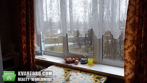 Sell 2-room apartment. Киев, Алишера Навои — photo 1