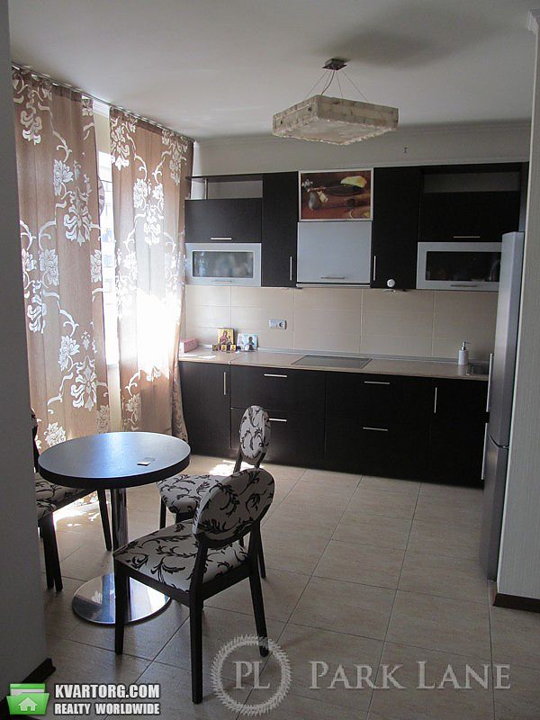 Sell 1-room apartment. Киев,  Паньковская — photo 1