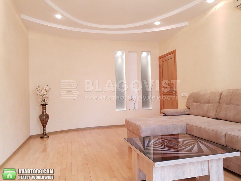Rent out 3-room apartment. Киев,  Григоренко пр — photo 9