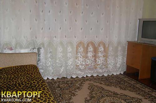 Rent out 2-room apartment. Киев,  Ревуцкого — photo 3