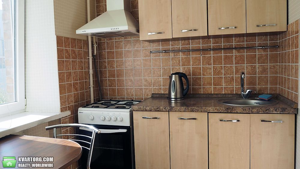 Rent out 1-room apartment. Киев, Большая Васильковская — photo 7