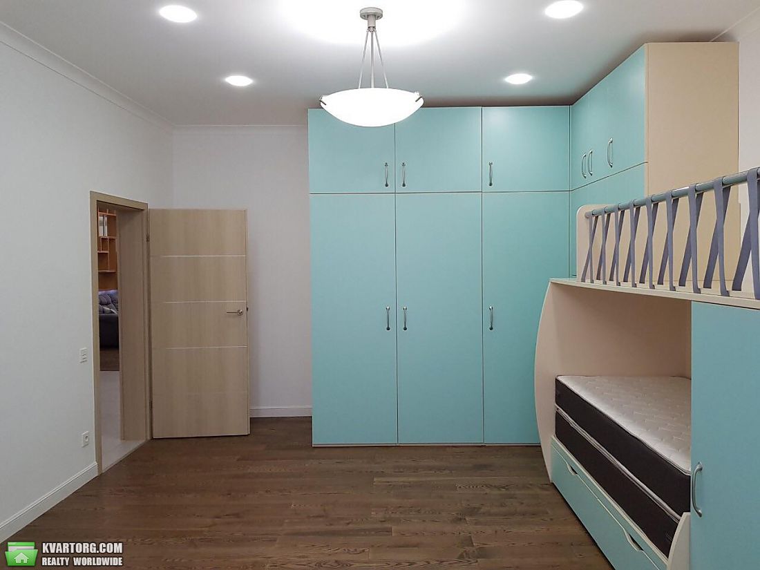 Rent out 4-room apartment. Киев,  Златоустовская — photo 2
